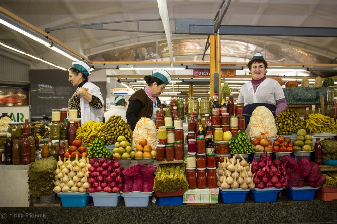 The vegetable corner at Dogomilovsky Market