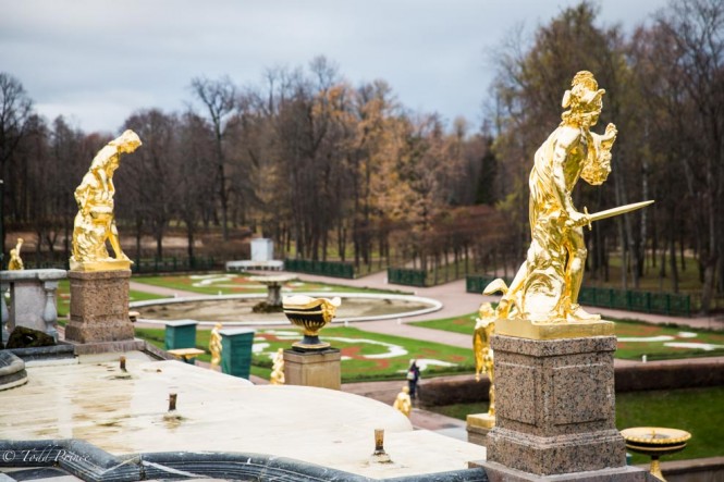 A close up of the statues that lead up to the palace at Peterhof. 
